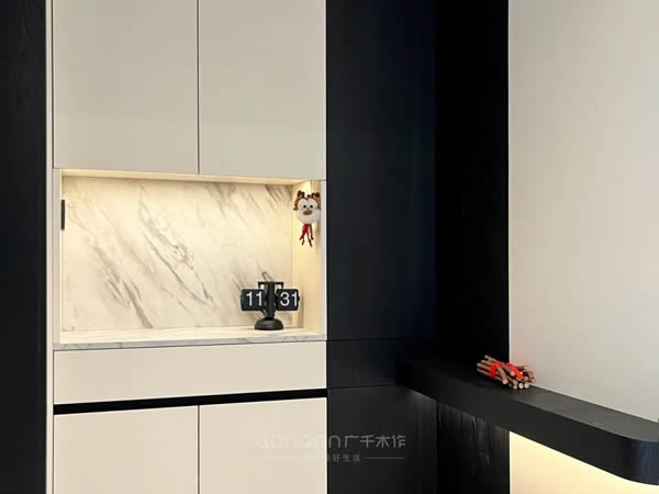 广千木门