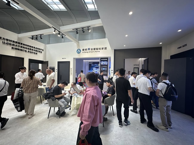 王力门业
