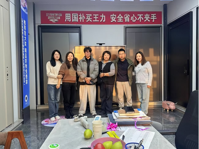 王力门业 | 呼和浩特经销商张云:直播逆袭12W+成交背后的秘密