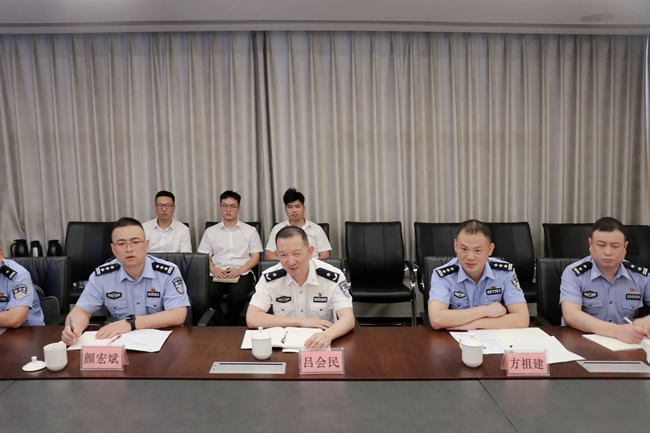 王力门业