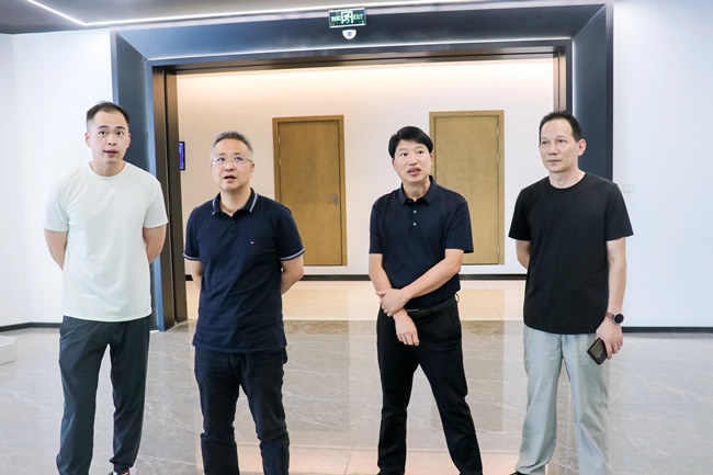 王力门业