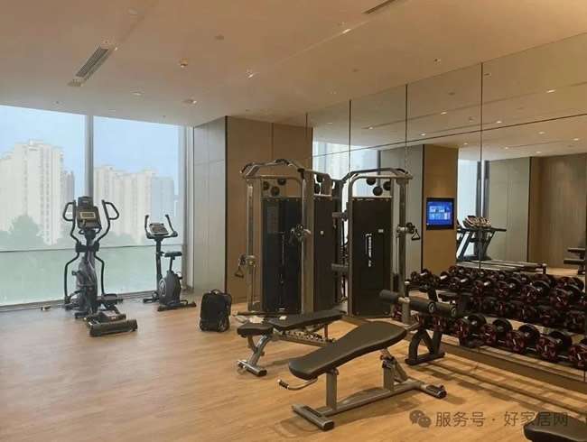 左右家居