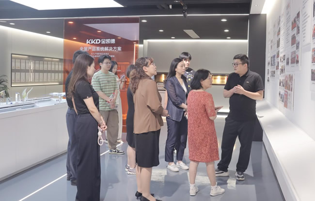 宁波中基惠通集团领导莅临金凯德考察交流，共商贸易出海新路径