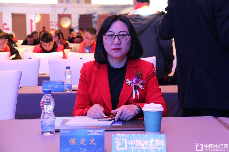 2019艺龙木门