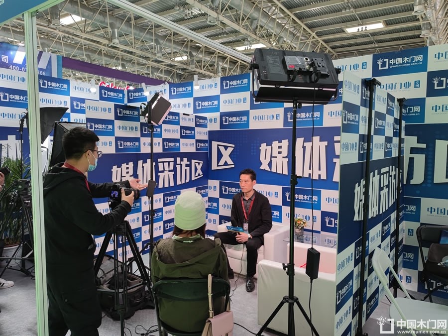 新潮澎湃+2021门业及定制家居品牌峰会现场纪实