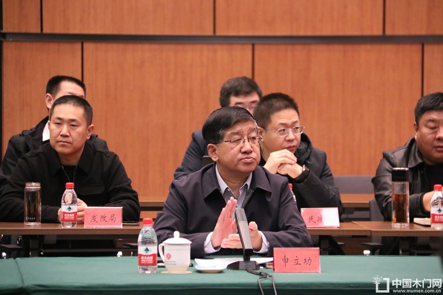 无极县县政协主席申立功